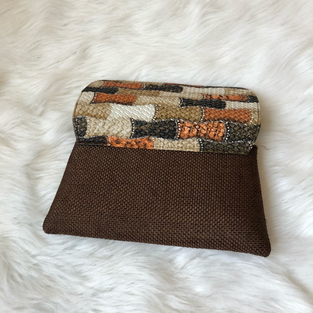 Cute multi-brown ‘bone-pattern’ Clutch - Picture 2 of 5